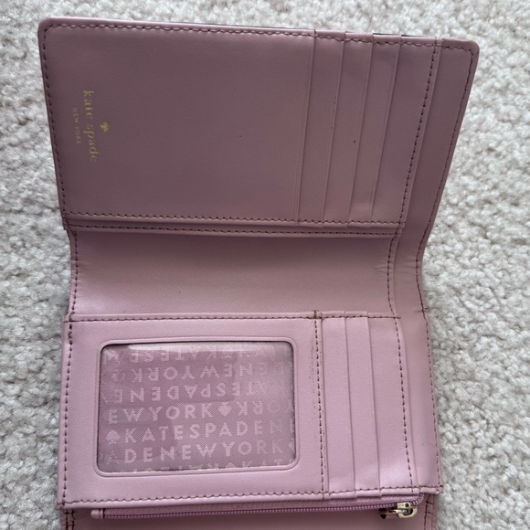Used Kate Spade wallet - Picture 4 of 4
